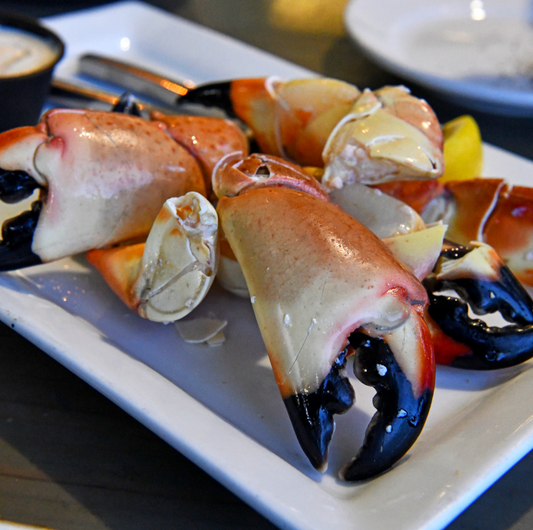 How to remove a stone crab shell